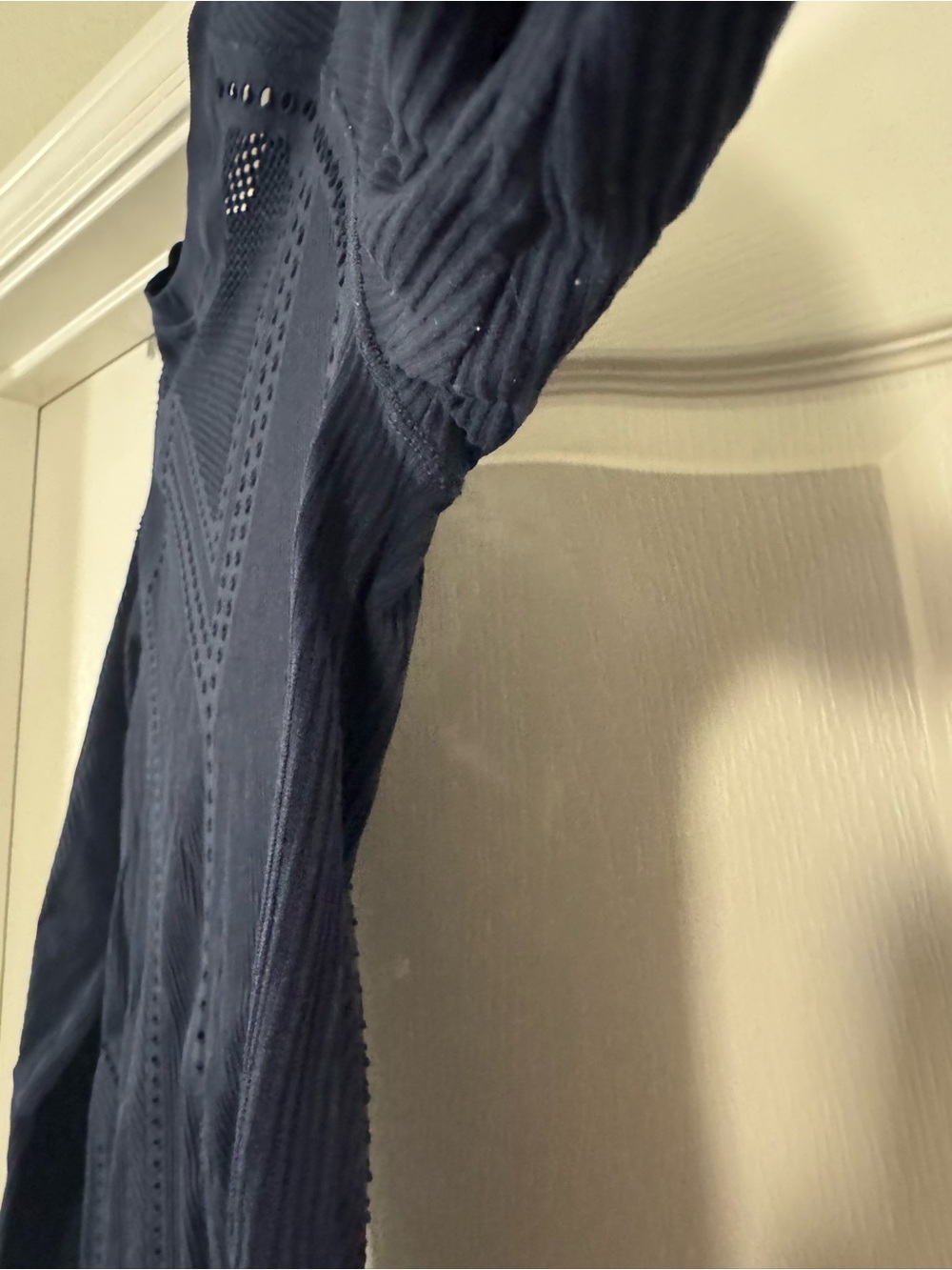 Athleta Navy Long-Sleeve Seamless Performance Top - Picture 4 of 8